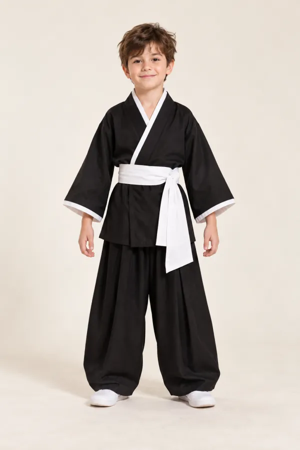 Costum Ichigo Kurosaki — de închiriat pentru copii