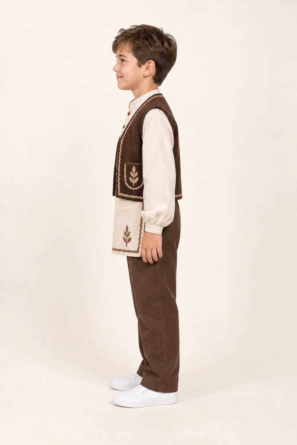 Costum Hangiul satului — de închiriat pentru copii (2)